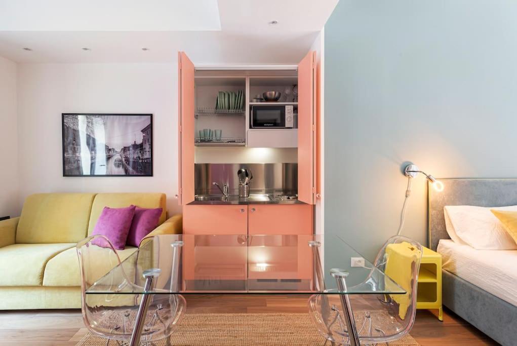 Amazing Apartment In Duomo Milão Exterior foto