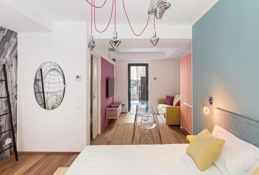Amazing Apartment In Duomo Milão Exterior foto